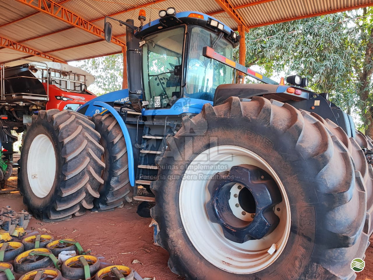 TRATOR NEW HOLLAND NEW T9 560 Tração 4x4 ALL Máquinas e Implementos RONDONOPOLIS MATO GROSSO MT